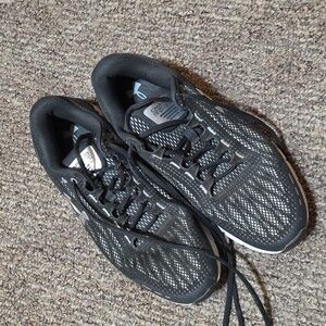 Under Armour Charged Shoes